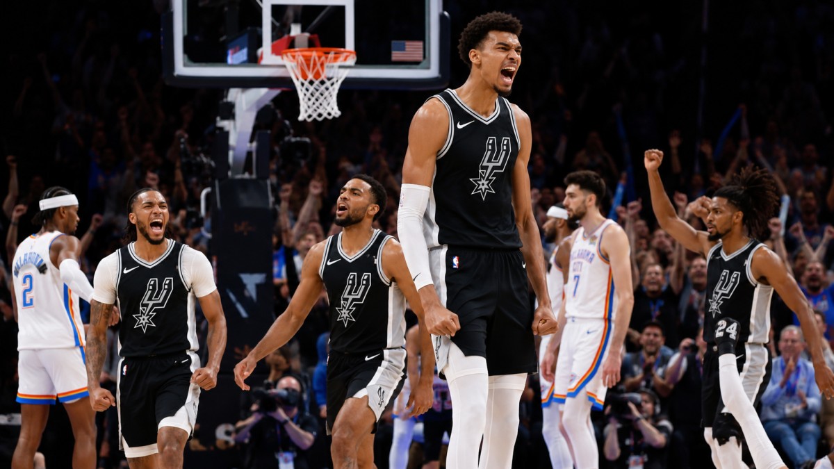 San Antonio Spurs Stun Thunder